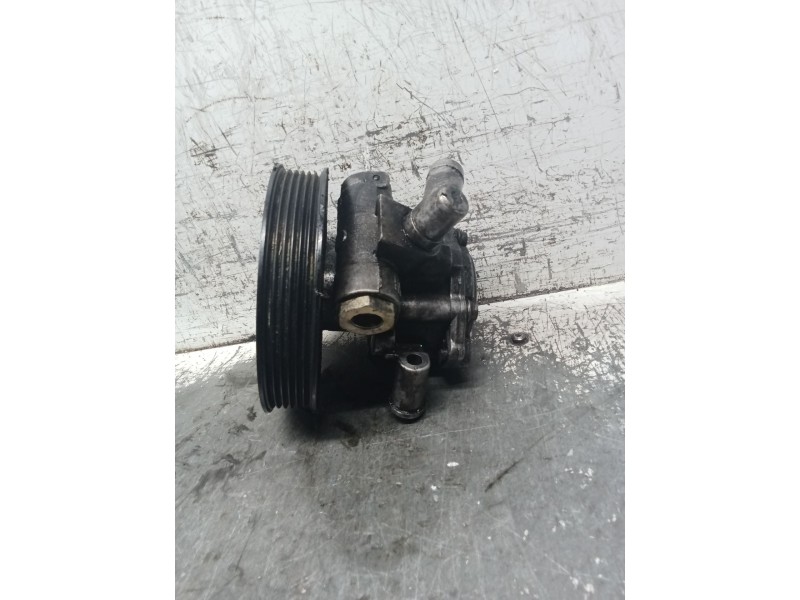 Recambio de bomba direccion para mercedes-benz clase c (w203) berlina 220 cdi (203.006) referencia OEM IAM A6112300115  