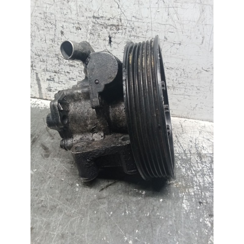 Recambio de bomba direccion para mercedes-benz clase c (w203) berlina 220 cdi (203.006) referencia OEM IAM A6112300115  