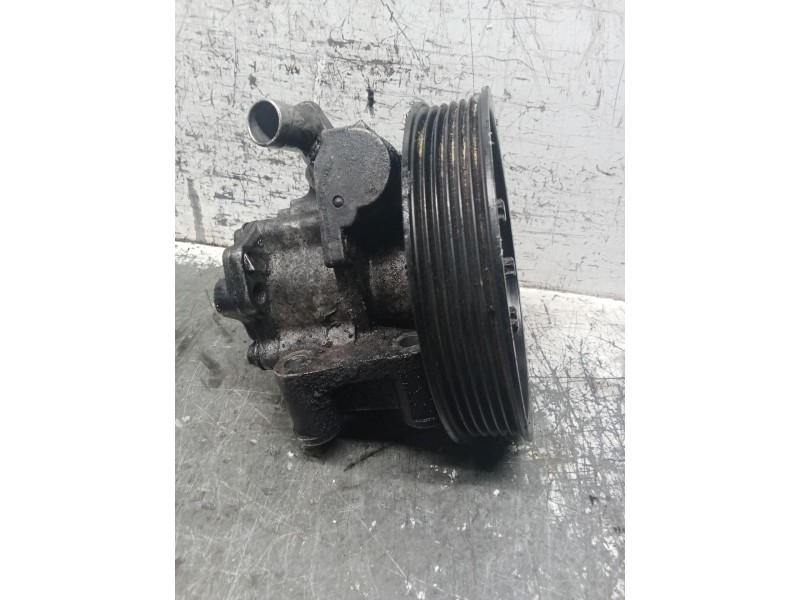 Recambio de bomba direccion para mercedes-benz clase c (w203) berlina 220 cdi (203.006) referencia OEM IAM A6112300115  