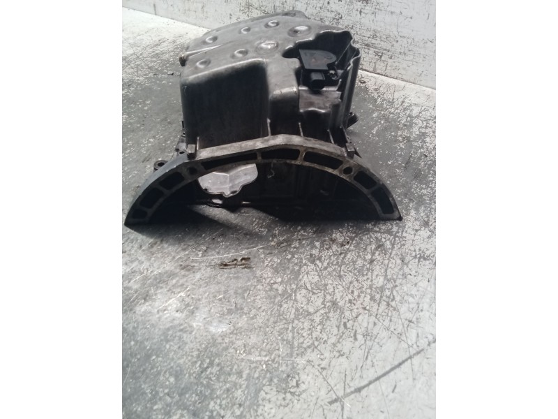 Recambio de carter para mercedes-benz clase c (w203) berlina 220 cdi (203.006) referencia OEM IAM R6110140602  