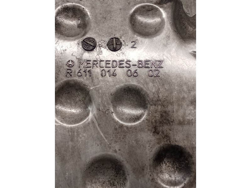 Recambio de carter para mercedes-benz clase c (w203) berlina 220 cdi (203.006) referencia OEM IAM R6110140602  