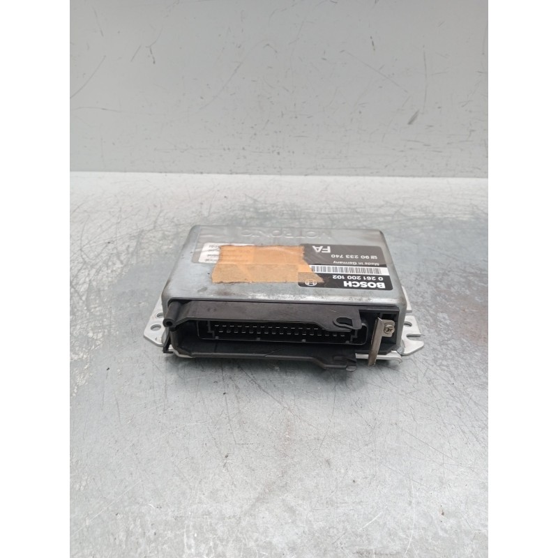 Recambio de centralita motor uce para opel omega a (v87) 2.0 (f19, m19, n19) referencia OEM IAM 90233740 0261200102 
