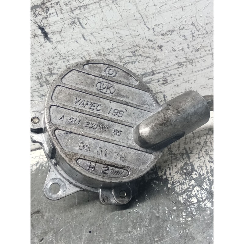 Recambio de depresor freno / bomba vacio para mercedes-benz clase c (w203) berlina 220 cdi (203.006) referencia OEM IAM A6112300