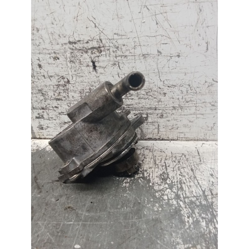 Recambio de depresor freno / bomba vacio para mercedes-benz clase c (w203) berlina 220 cdi (203.006) referencia OEM IAM A6112300