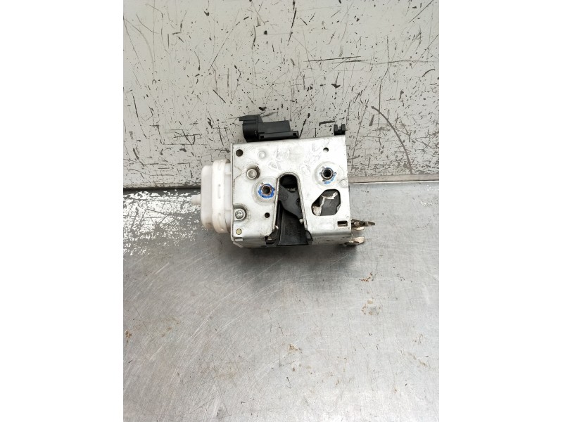 Recambio de motor cierre centralizado delantero derecho para audi a3 (8l1) s3 quattro referencia OEM IAM 8L1837016C 3P 