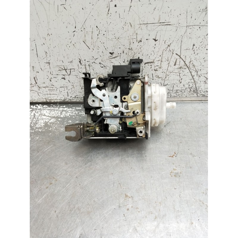 Recambio de motor cierre centralizado delantero derecho para audi a3 (8l1) s3 quattro referencia OEM IAM 8L1837016C 3P 