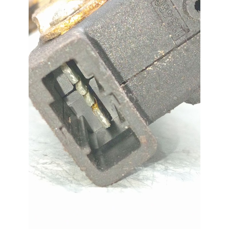 Recambio de motor cierre centralizado trasero derecho para opel omega a (v87) 2.0 (f19, m19, n19) referencia OEM IAM 90229916 90