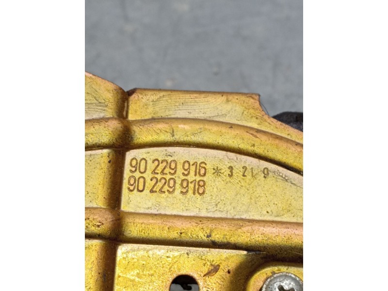 Recambio de motor cierre centralizado trasero derecho para opel omega a (v87) 2.0 (f19, m19, n19) referencia OEM IAM 90229916 90