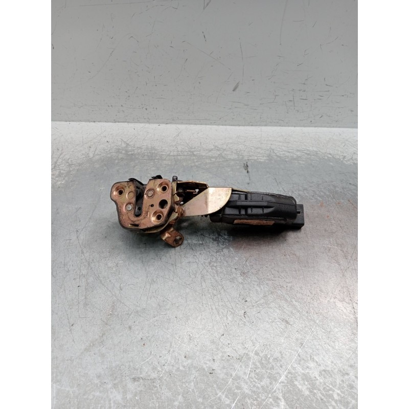 Recambio de motor cierre centralizado trasero izquierdo para opel omega a (v87) 2.0 (f19, m19, n19) referencia OEM IAM 90229915 