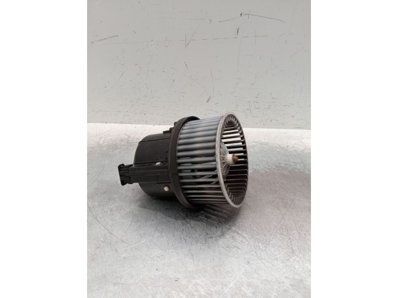 Recambio de motor calefaccion para land rover range rover evoque (l538) 2.0 d 4x4 referencia OEM IAM 9415188  