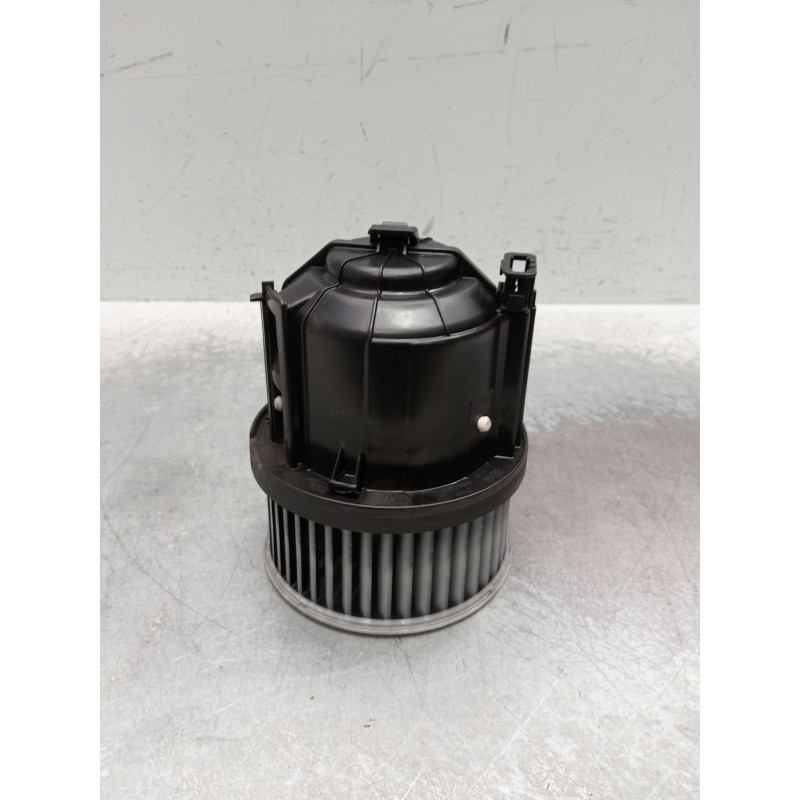 Recambio de motor calefaccion para land rover range rover evoque (l538) 2.0 d 4x4 referencia OEM IAM 9415188  