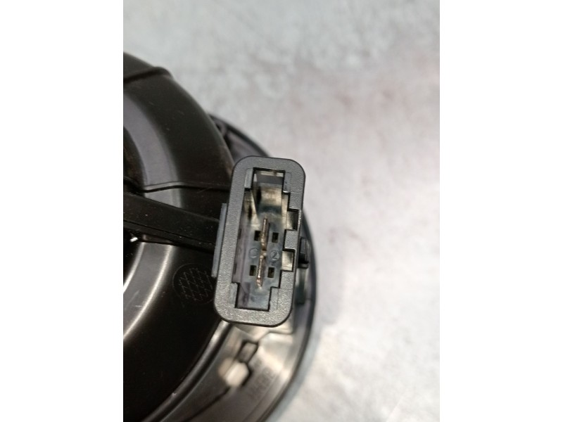 Recambio de motor calefaccion para land rover range rover evoque (l538) 2.0 d 4x4 referencia OEM IAM 9415188  