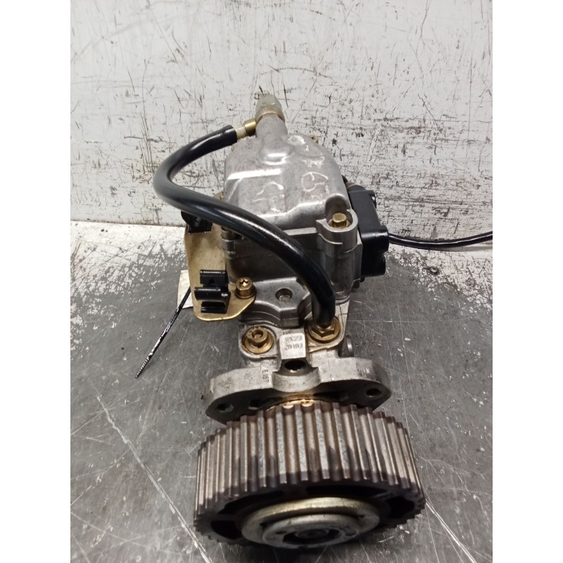 Recambio de bomba inyeccion para volvo v40 station wagon (645) 1.9 di referencia OEM IAM 0460414984 7700114070 BOSCH