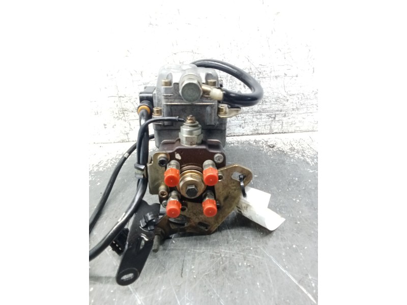 Recambio de bomba inyeccion para volvo v40 station wagon (645) 1.9 di referencia OEM IAM 0460414984 7700114070 BOSCH