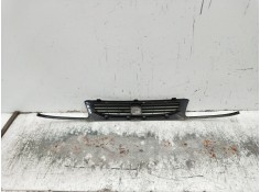 Recambio de rejilla delantera para seat ibiza ii (6k1) 1.4 i referencia OEM IAM    2
