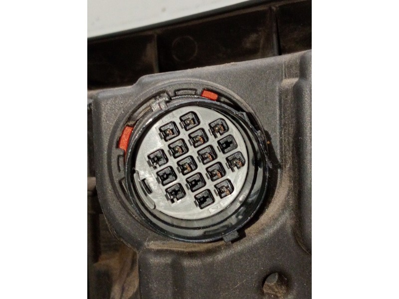 Recambio de faro derecho para land rover range rover evoque (l538) 2.0 d 4x4 referencia OEM IAM gj3213w029e 0019547405 xenon