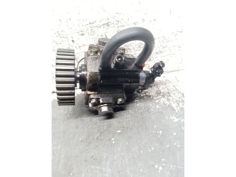 Recambio de bomba inyeccion para chevrolet captiva (c100, c140) 2.0 d referencia OEM IAM 0445010142 0041146 