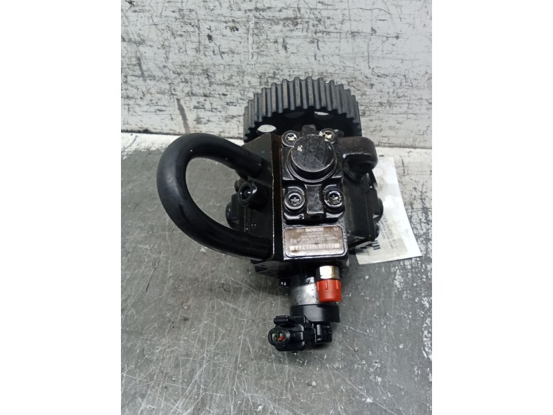 Recambio de bomba inyeccion para chevrolet captiva (c100, c140) 2.0 d referencia OEM IAM 0445010142 0041146 