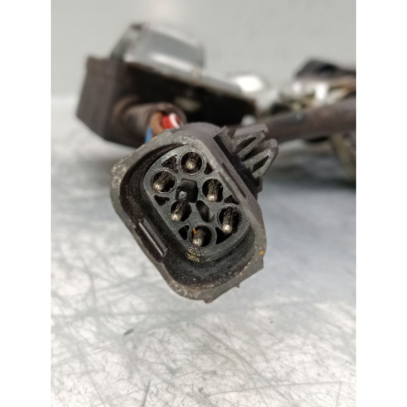 Recambio de elevalunas delantero derecho para opel omega a (v87) 2.0 (f19, m19, n19) referencia OEM IAM 90275218 5P 