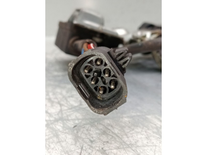 Recambio de elevalunas delantero derecho para opel omega a (v87) 2.0 (f19, m19, n19) referencia OEM IAM 90275218 5P 