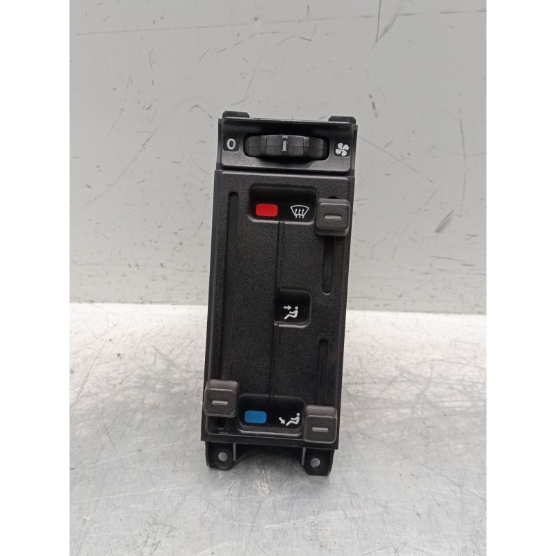 Recambio de mando calefaccion / aire acondicionado para opel omega a (v87) 2.0 (f19, m19, n19) referencia OEM IAM 90214540 23060