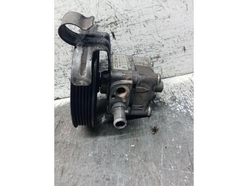 Recambio de bomba direccion para volvo s60 i (384) d5 referencia OEM IAM 30741122  