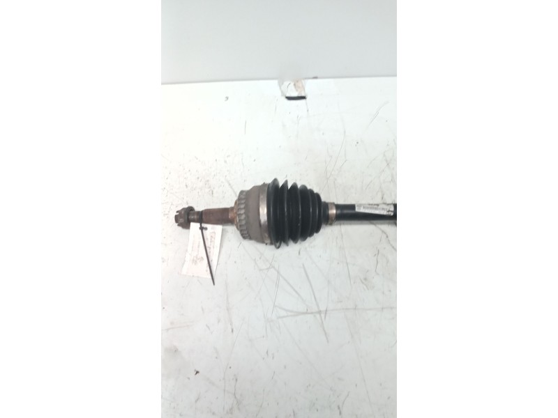Recambio de transmision delantera derecha para saab 9-3 berlina 2.0 cat referencia OEM IAM 81521205860 9C  