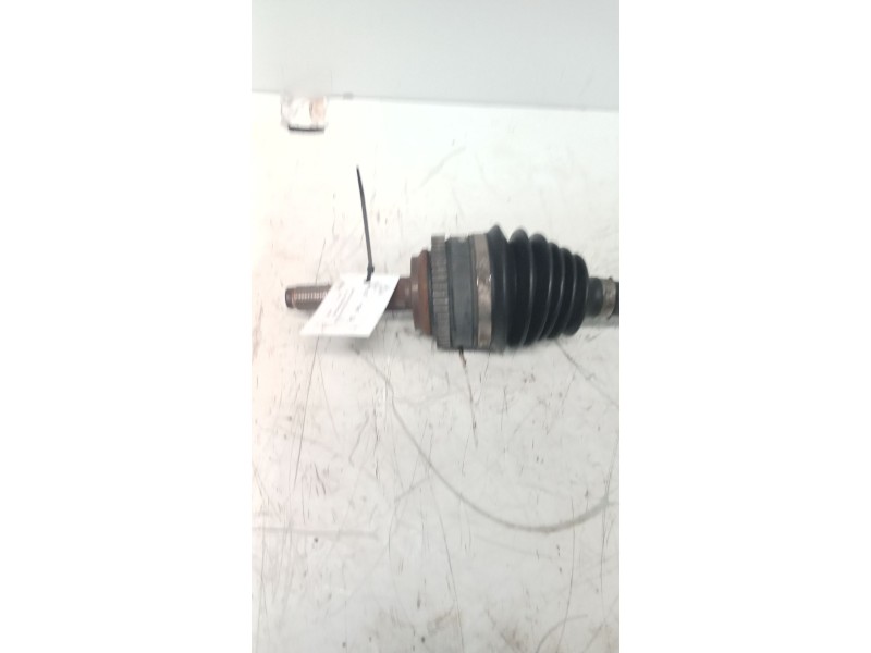 Recambio de transmision trasera izquierda para ssangyong rodius 2.7 turbodiesel cat referencia OEM IAM   