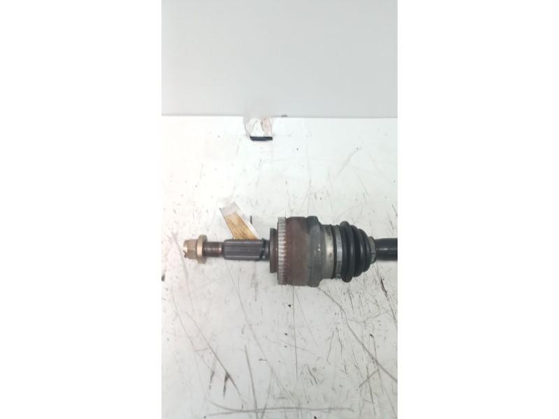 Recambio de transmision delantera derecha para ssangyong rodius 2.7 turbodiesel cat referencia OEM IAM   