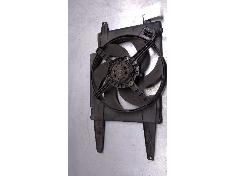 Recambio de electroventilador para lancia kappa coupe 3.0 v6 24v cat referencia OEM IAM 8240143  