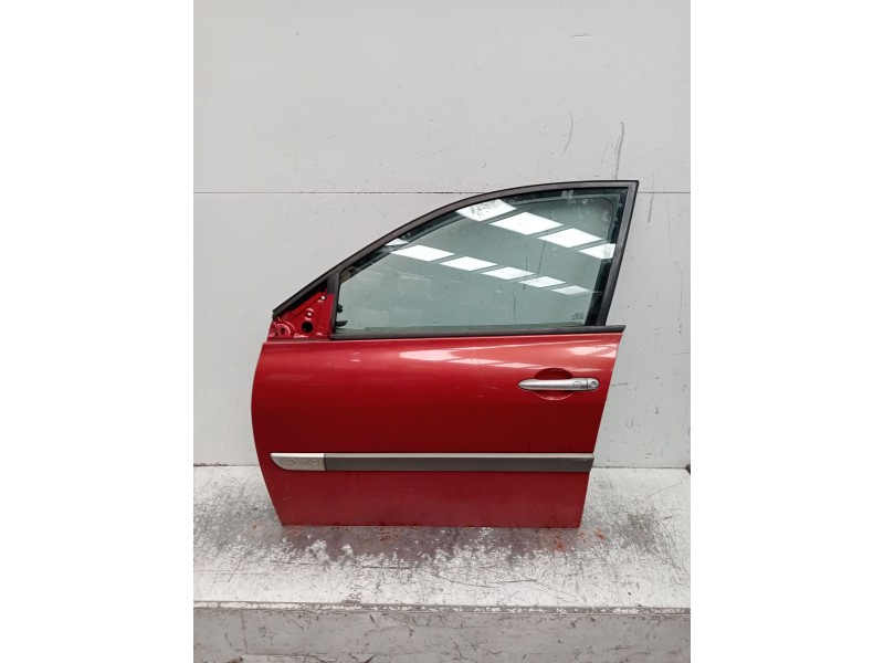 Recambio de puerta delantera izquierda para renault megane ii (bm0/1_, cm0/1_) 1.9 dci (bm0g, cm0g) referencia OEM IAM  5p 