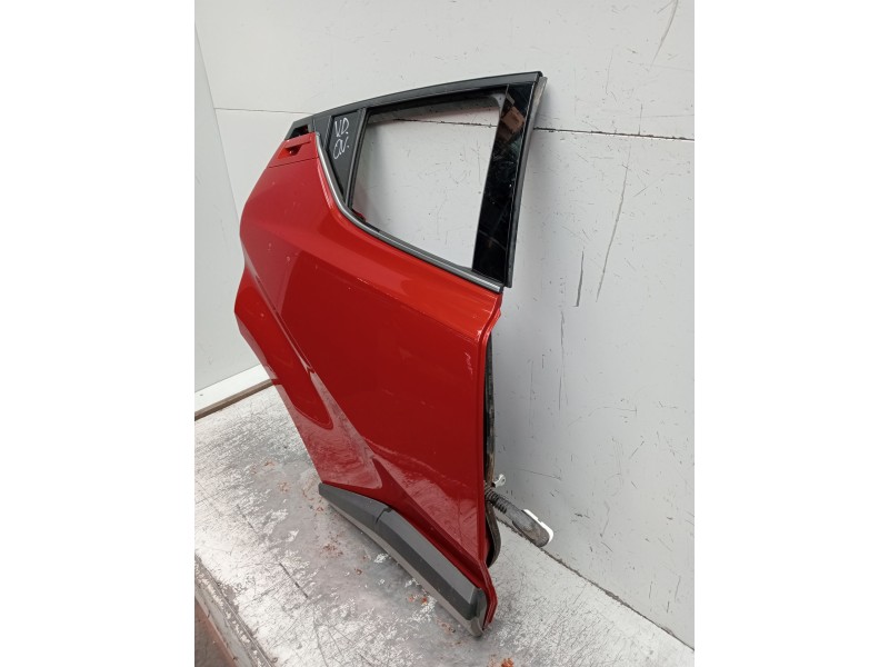 Recambio de puerta trasera derecha para toyota c-hr (_x1_) 1.8 hybrid (zyx10_, zyx11_) referencia OEM IAM  5p 