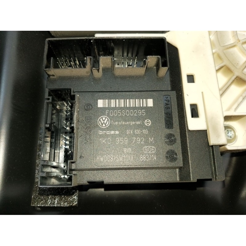 Recambio de elevalunas delantero derecho para volkswagen passat b6 (3c2) 2.0 tdi 16v referencia OEM IAM 1K0959792M 4P 