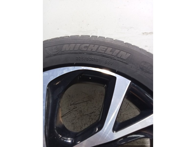 Recambio de juego llantas para toyota c-hr (_x1_) 1.8 hybrid (zyx10_, zyx11_) referencia OEM IAM 225/50 R18  