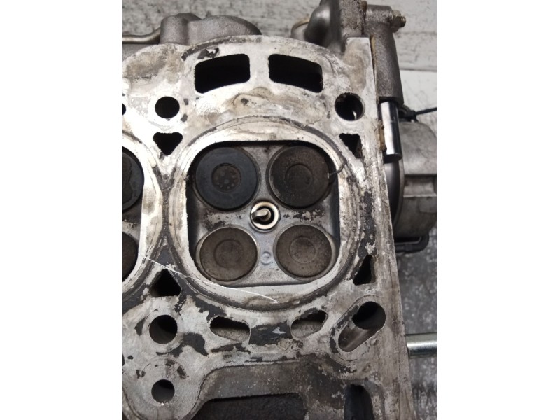 Recambio de culata para toyota yaris (ncp1/nlp1/scp1) 1.0 linea sol referencia OEM IAM C.MOTOR 1SZFE  