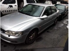 opel vectra b berlina del año 2000