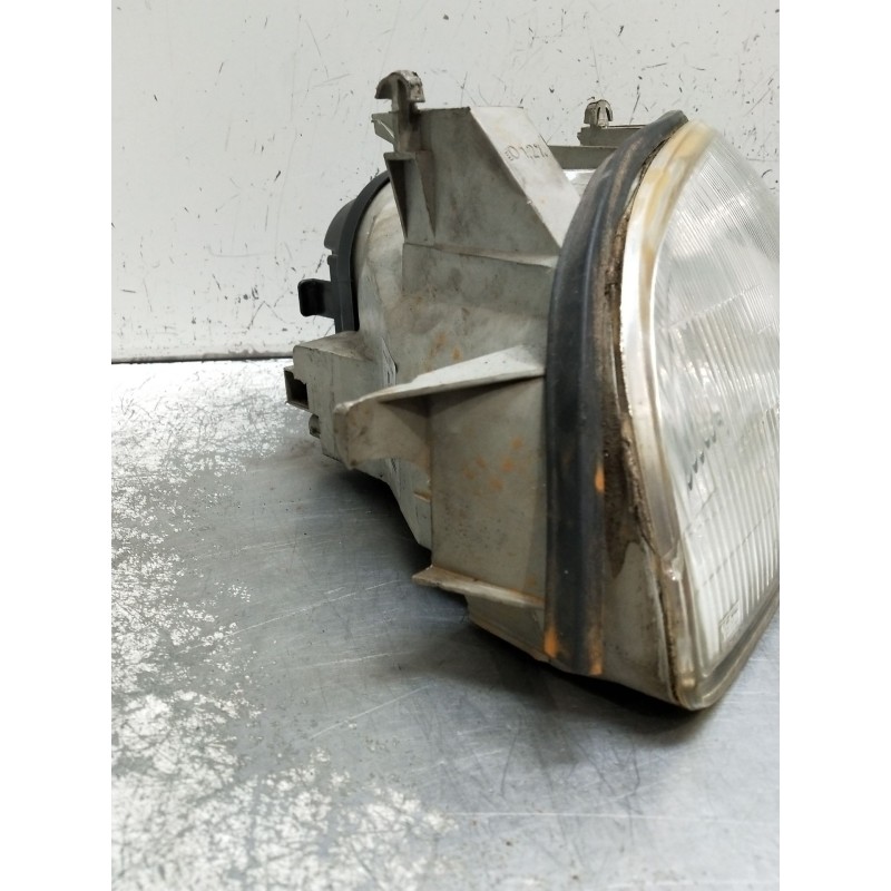 Recambio de faro izquierdo para renault clio i (b/c57_, 5/357_) 1.2 (5/357y, 5/357k) referencia OEM IAM 67724279  