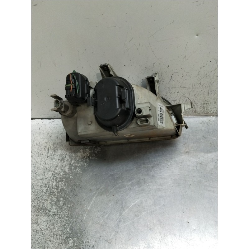 Recambio de faro izquierdo para renault clio i (b/c57_, 5/357_) 1.2 (5/357y, 5/357k) referencia OEM IAM 67724279  