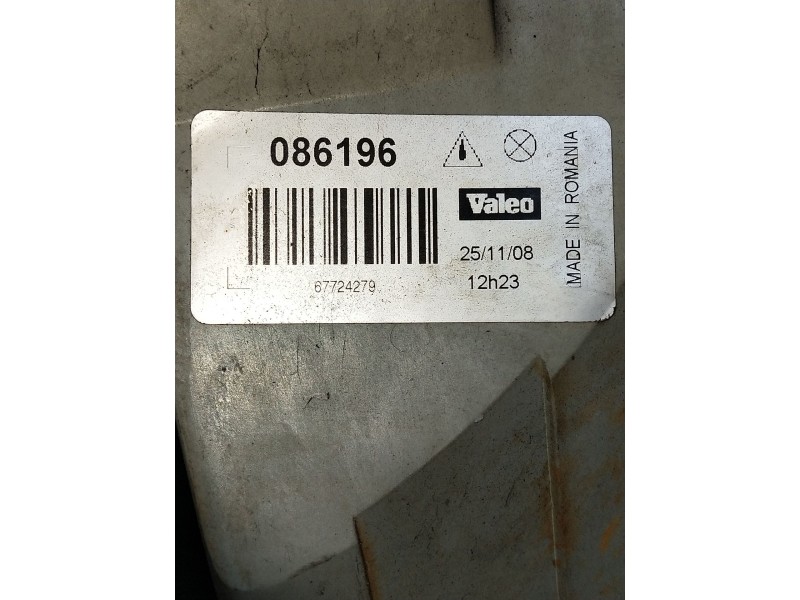 Recambio de faro izquierdo para renault clio i (b/c57_, 5/357_) 1.2 (5/357y, 5/357k) referencia OEM IAM 67724279  