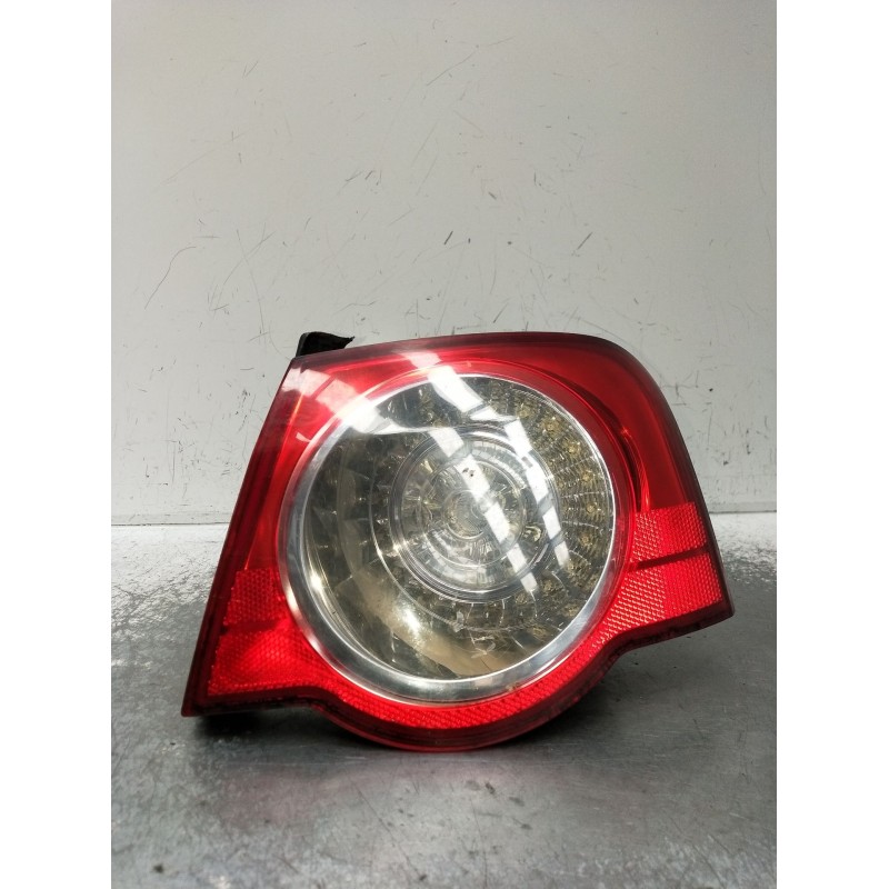 Recambio de piloto trasero derecho para volkswagen passat b6 (3c2) 2.0 tdi 16v referencia OEM IAM 3C5945096H  