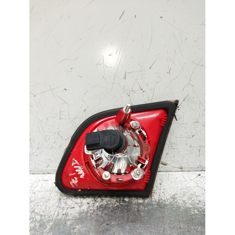 Recambio de piloto trasero izquierdo interior para volkswagen passat b6 (3c2) 2.0 tdi 16v referencia OEM IAM 3C5945093E  