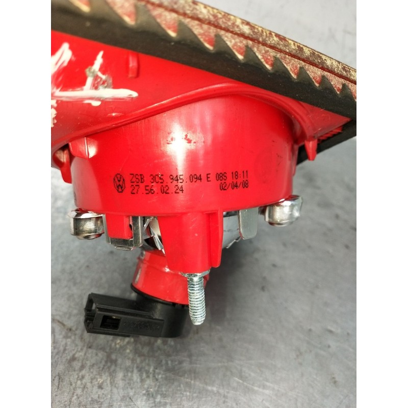 Recambio de piloto trasero derecho interior para volkswagen passat b6 (3c2) 2.0 tdi 16v referencia OEM IAM 3C5945094E  