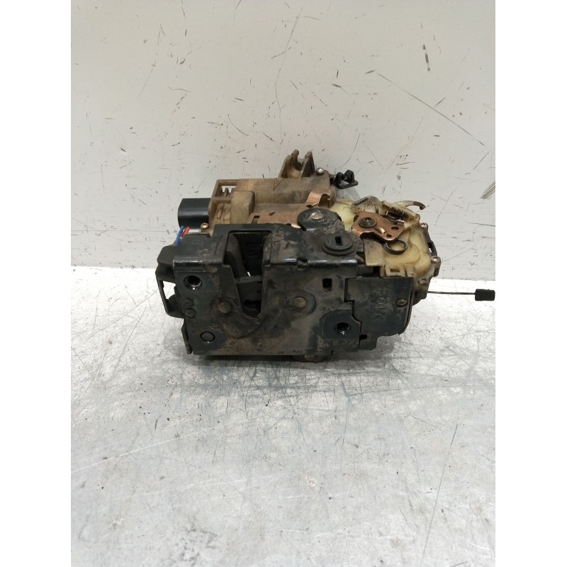 Recambio de motor cierre centralizado trasero derecho para seat toledo ii (1m2) 1.6 16v referencia OEM IAM 3B4839016M 4P 