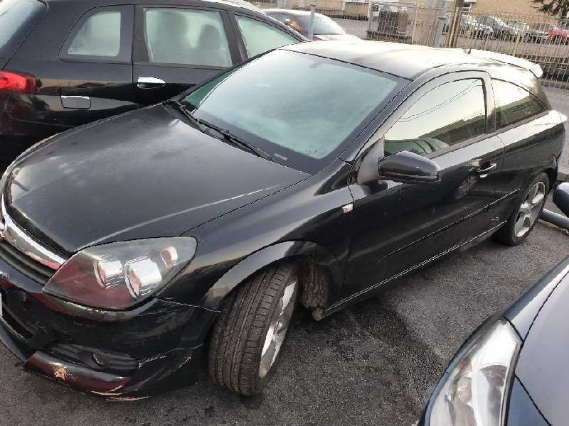 opel astra gtc del año 2006