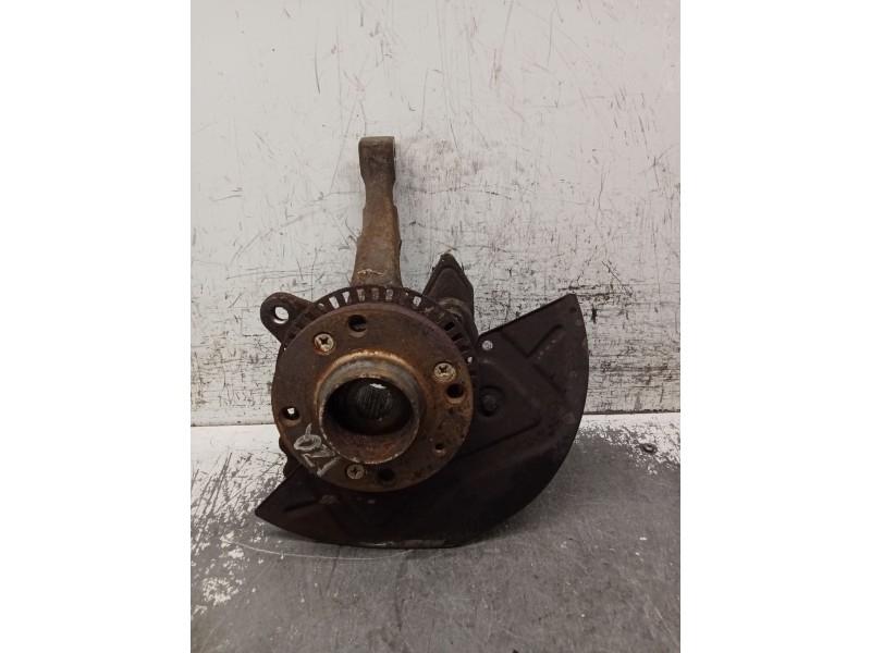 Recambio de mangueta delantera izquierda para volkswagen passat b3/b4 (3a2, 35i) 2.0 referencia OEM IAM   