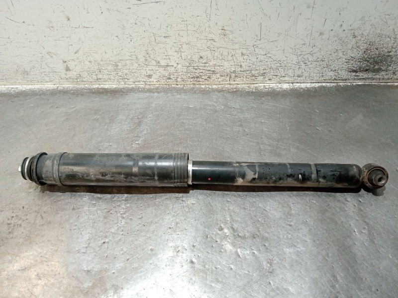 Recambio de amortiguador trasero izquierdo para toyota auris (_e15_) 1.4 d-4d (nde150_) referencia OEM IAM 4853002490  