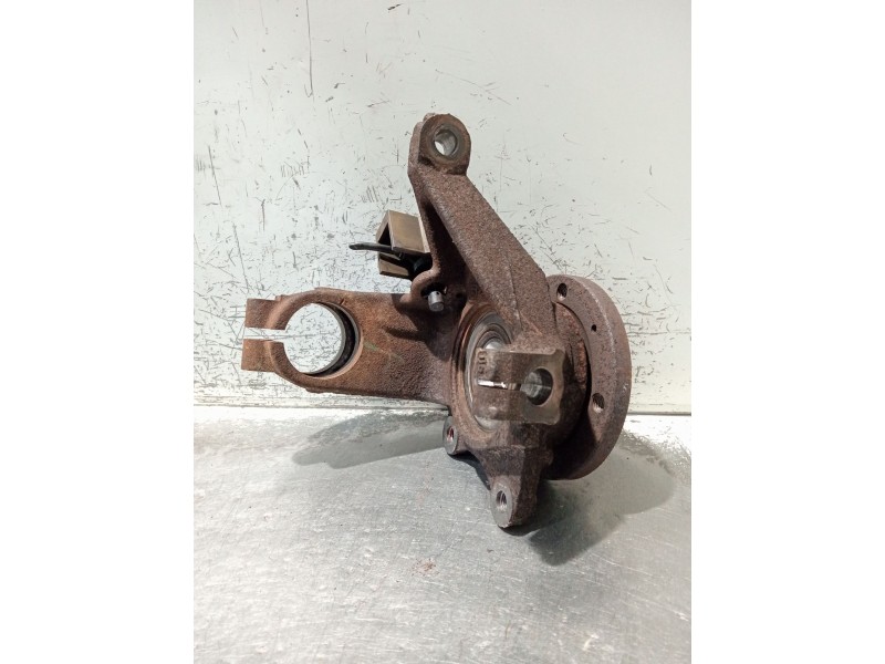 Recambio de mangueta delantera derecha para citroën xsara picasso referencia OEM IAM   