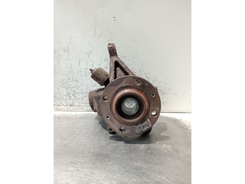 Recambio de mangueta delantera izquierda para citroën xsara picasso referencia OEM IAM   