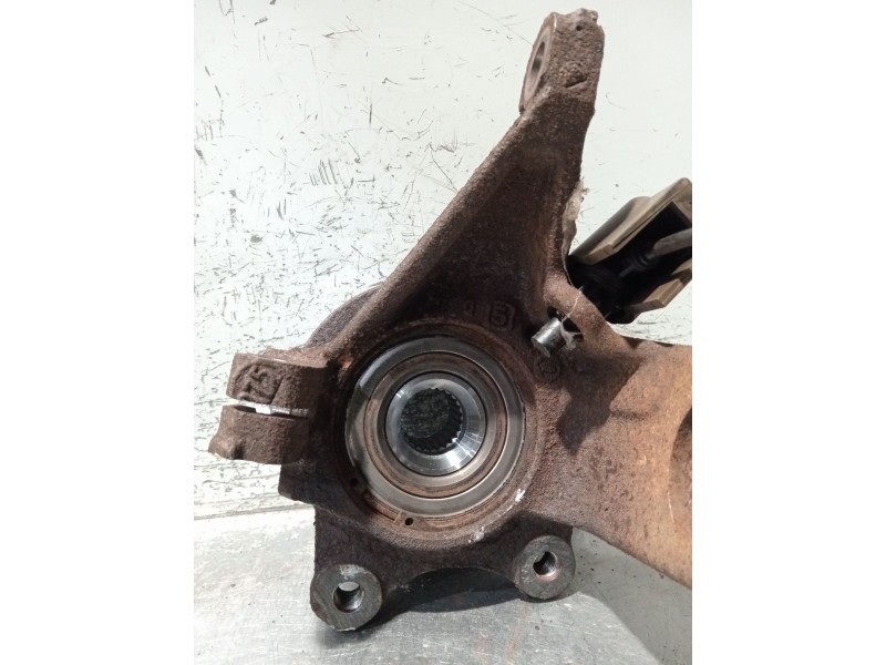 Recambio de mangueta delantera izquierda para citroën xsara picasso referencia OEM IAM   