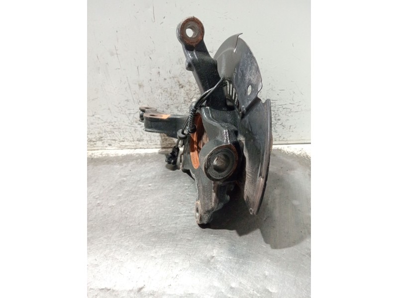 Recambio de mangueta delantera derecha para renault captur ii (hf_) tce 140 (hfn0) referencia OEM IAM   